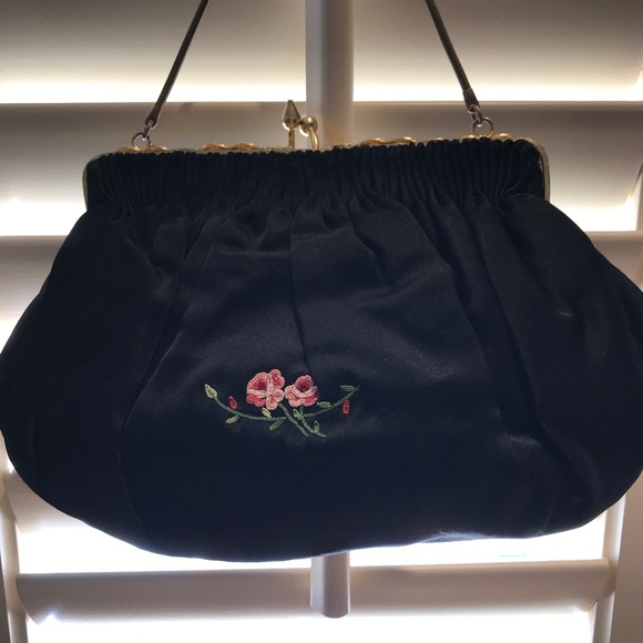 VINTAGE BLACK SATIN FRENCH HANDBAG - Picture 4 of 11